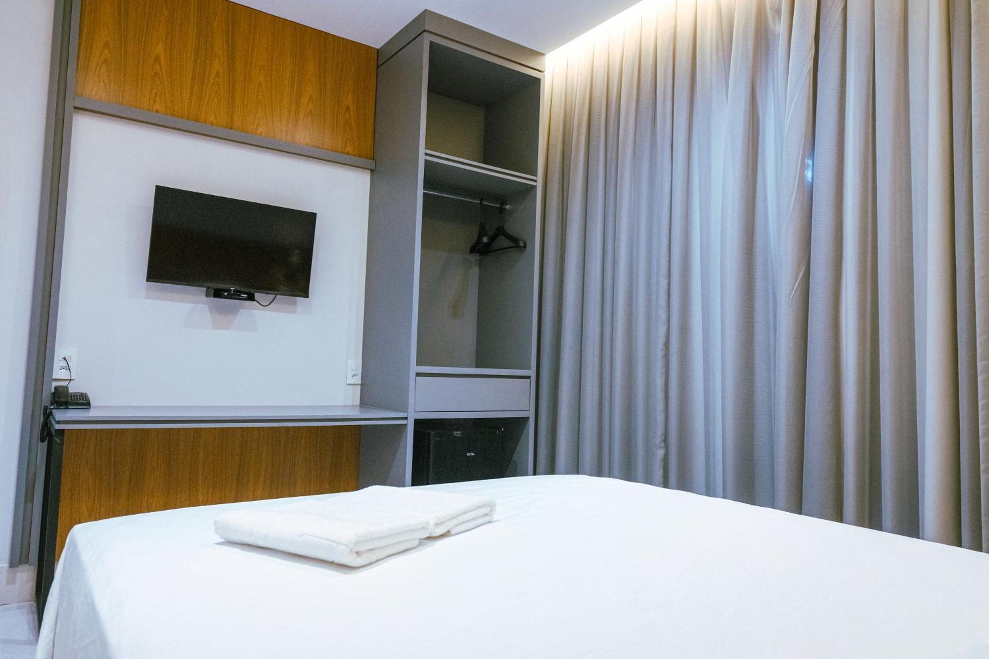 Oasis Hotel Miracema do Tocantins エクステリア 写真